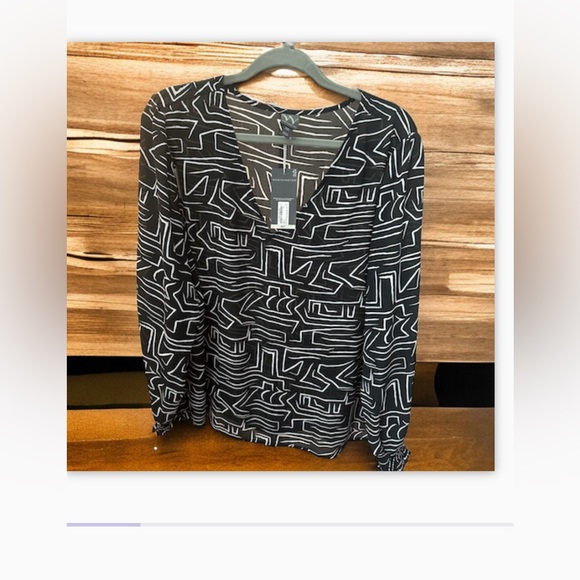 Worthington Women’s blouse size xxl NWT abstract print - Picture 2 of 6